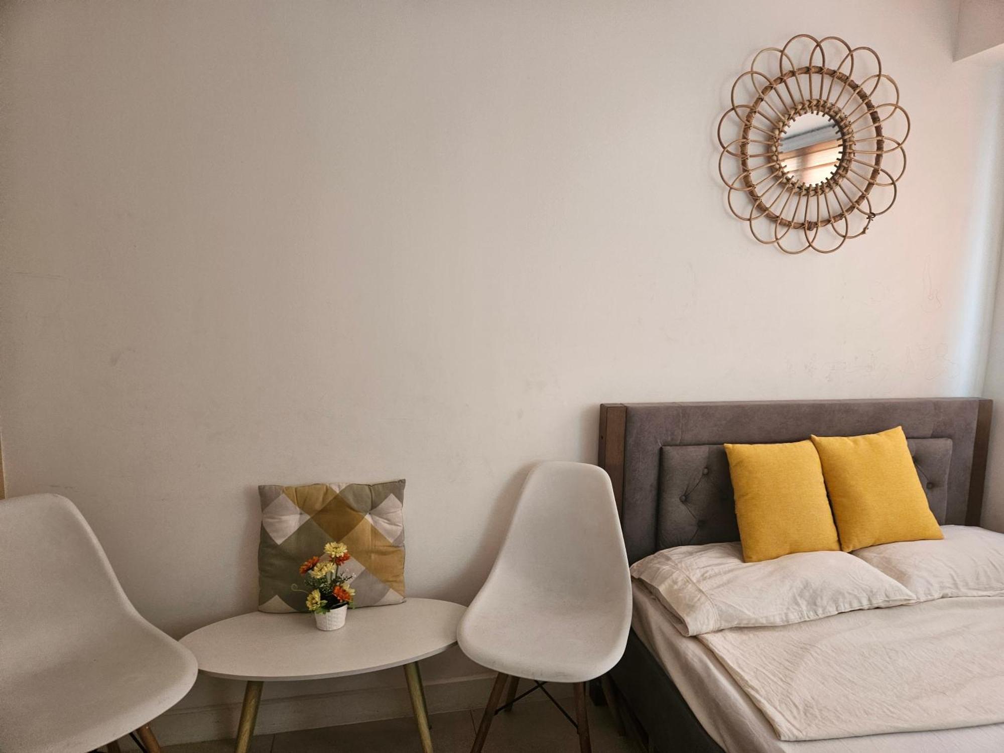 The Residences At Commonwealth By Century Properties Quezon City Exteriör bild