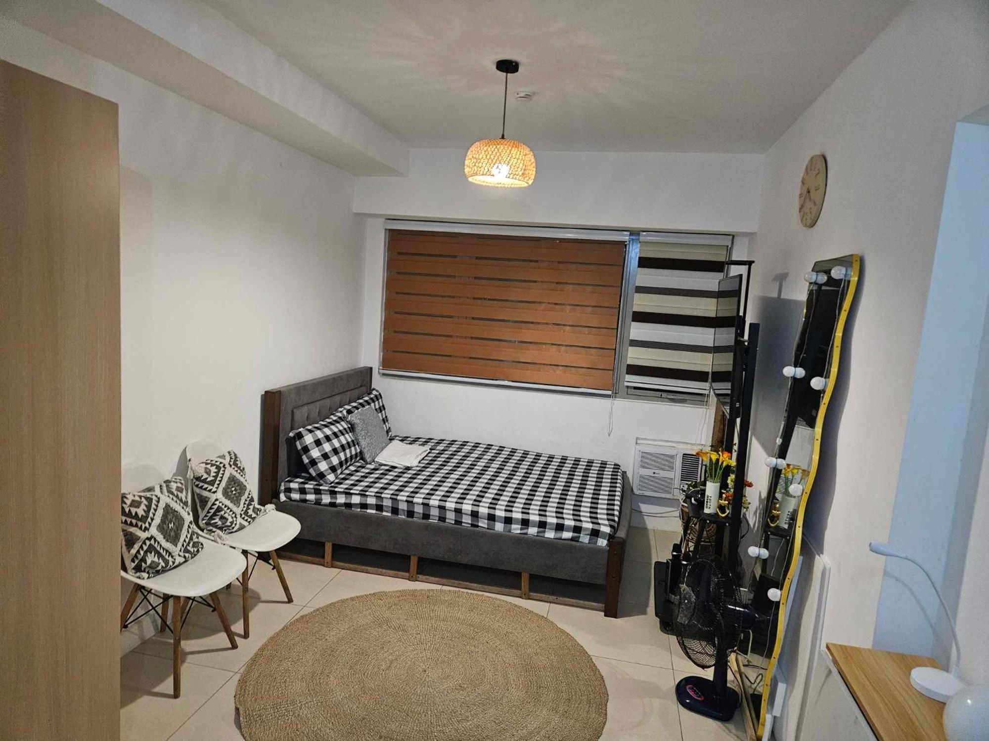 The Residences At Commonwealth By Century Properties Quezon City Exteriör bild